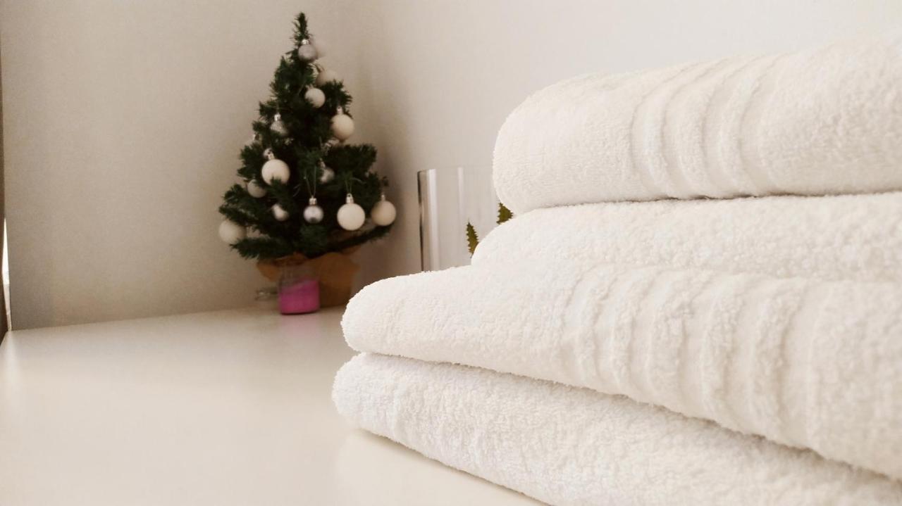 Modern Room With Private Bathroom ترينتو الغرفة الصورة